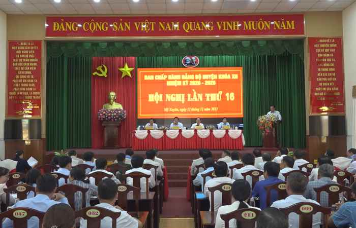 Ban Chấp hành Đảng bộ huyện Mỹ Xuyên tổng kết năm 2023